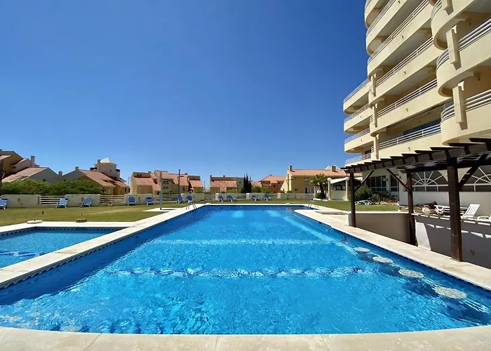 Marina Mar - Near The - فيلامورا